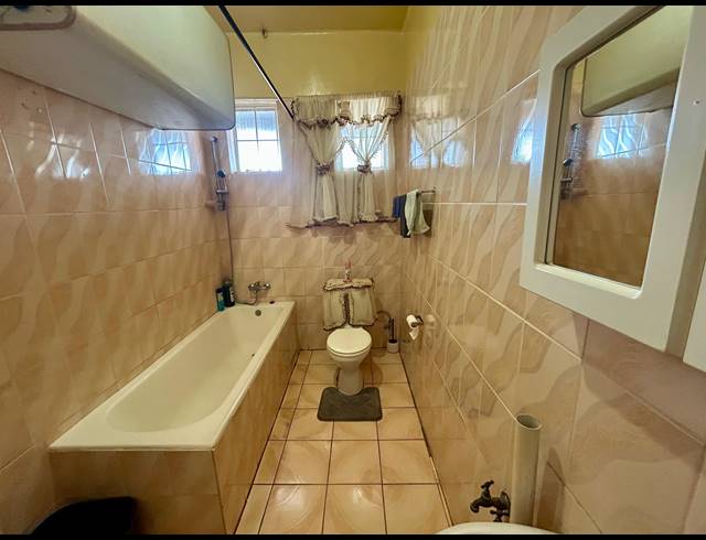 4 BEDROOM APARTMENT FOR SALE IN ARCADIA